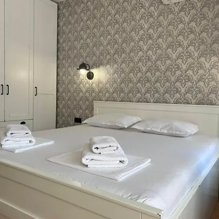 Golden Sands - Sirena 6a